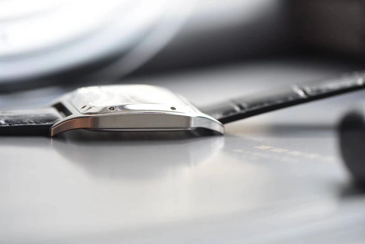 【视频评测XF厂什么叫复刻高仿表】卡地亚山度士系列WSSA0022（大号）WSSA0023（小号）腕表 / K217