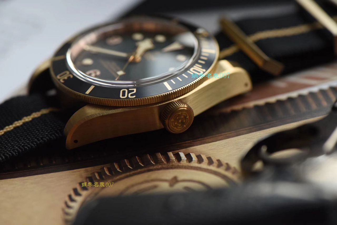 【视频评测XF厂帝舵复刻高仿表】帝舵碧湾系列M79250BA-0001腕表贝克汉姆同款最新青铜型小铜盾 / DT038