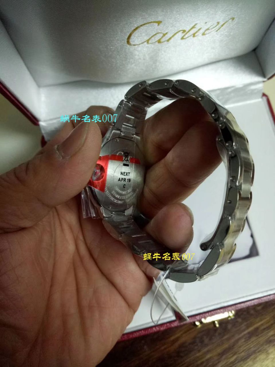 【独家视频测评V6厂一比一高精仿手表】卡地亚蓝气球系列W6920084女士33毫米石英腕表 / KAC080