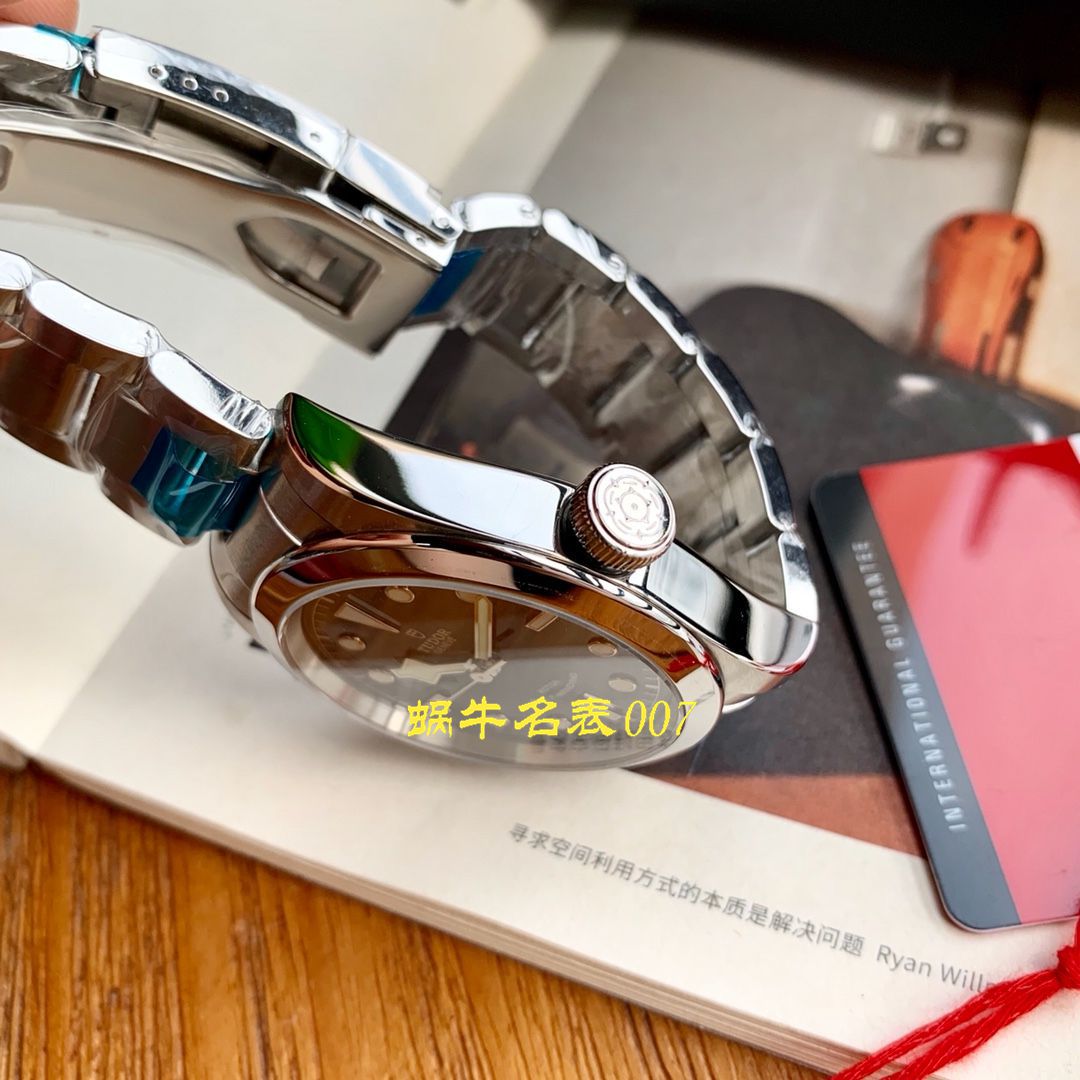 【渠道原单】帝舵碧湾系列M79540-0004腕表 / DT037