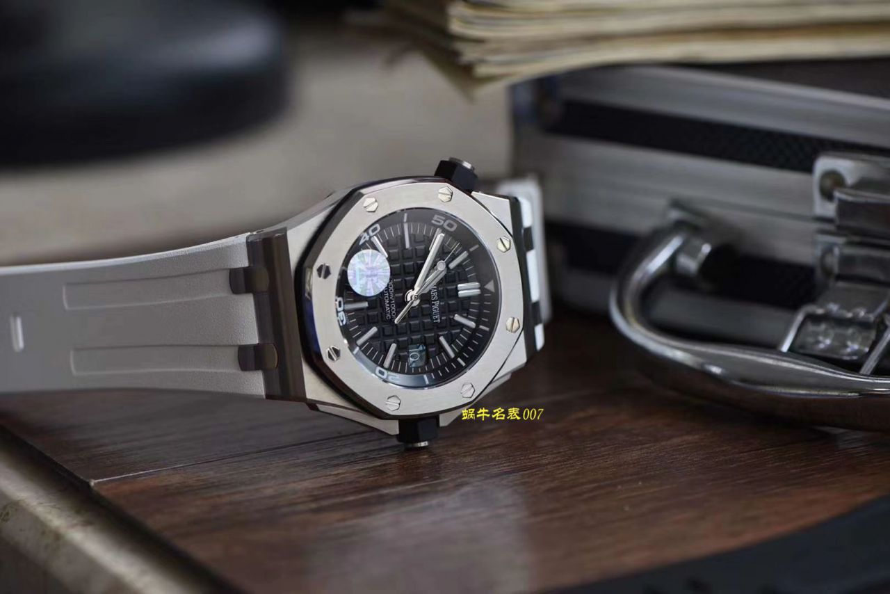 【JF一比一超A高仿】视频评测爱彼皇家橡树离岸型系列15703ST.OO.A002CA.01腕表，全新V9S超强版正式闪亮登场 / AP156