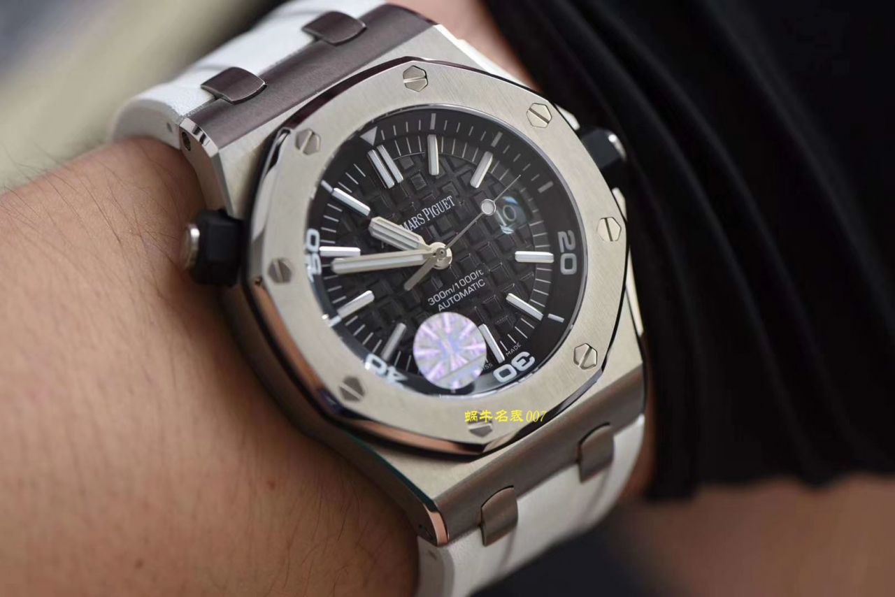 【JF一比一超A高仿】视频评测爱彼皇家橡树离岸型系列15703ST.OO.A002CA.01腕表，全新V9S超强版正式闪亮登场 / AP156