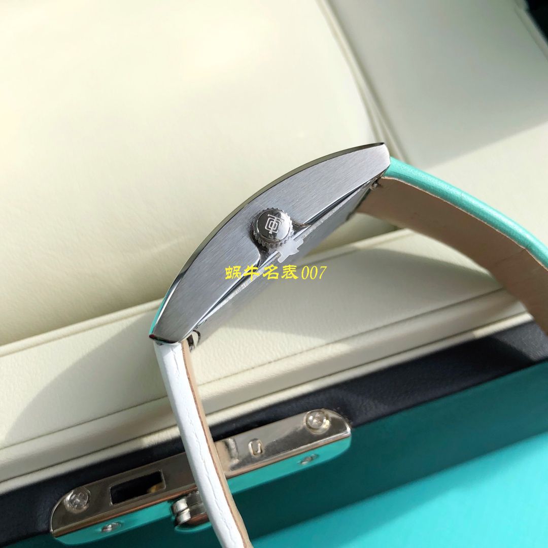 【渠道定制】蒂芙尼拼面夜光手表，世界上最迷人的蓝面，tiffany blue女装腕表！ / Tiffany01