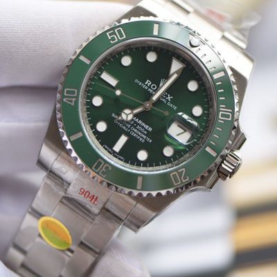 【视频评测最完‎美复刻高仿​Rolex绿水鬼‎SUBN厂V10升​级版】劳力士潜航者型系列116610LV-97200绿盘腕表