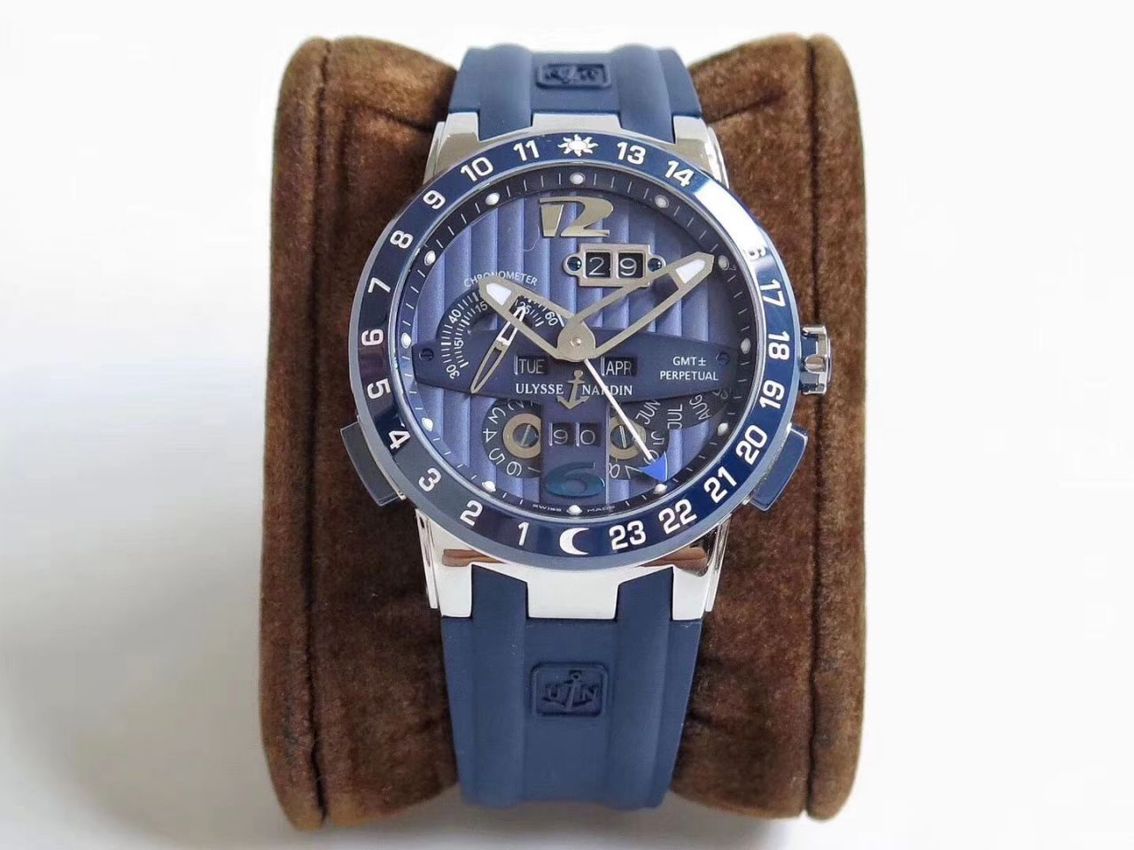 【视频评测TWA工厂Ulysse Nardin复刻高仿表】雅典表复杂功能系列320-00/BQ腕表 / YD016