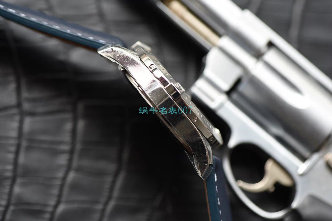 【台湾厂复刻手表中国机长同款】Breitling百年灵挑战者高仿A1731311.C934.113X.A18BA.1腕表 / BL119