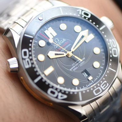【VS厂最新詹姆斯邦德007限量版《女王密使》钢带款】欧米茄海马系列210.22.42.20.01.004腕表