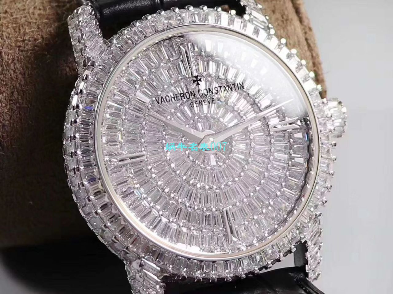 【DM厂又一奢华精品镶嵌308颗奢华方钻】江诗丹顿传袭高仿TRADITIONNELLE系列82760/000G-9852男士腕表 / JS210