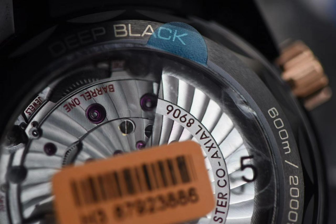 VS厂欧米茄海马深海之黑全陶瓷顶级复刻OMEGA手表215.63.46.22.01.001腕表 / M609