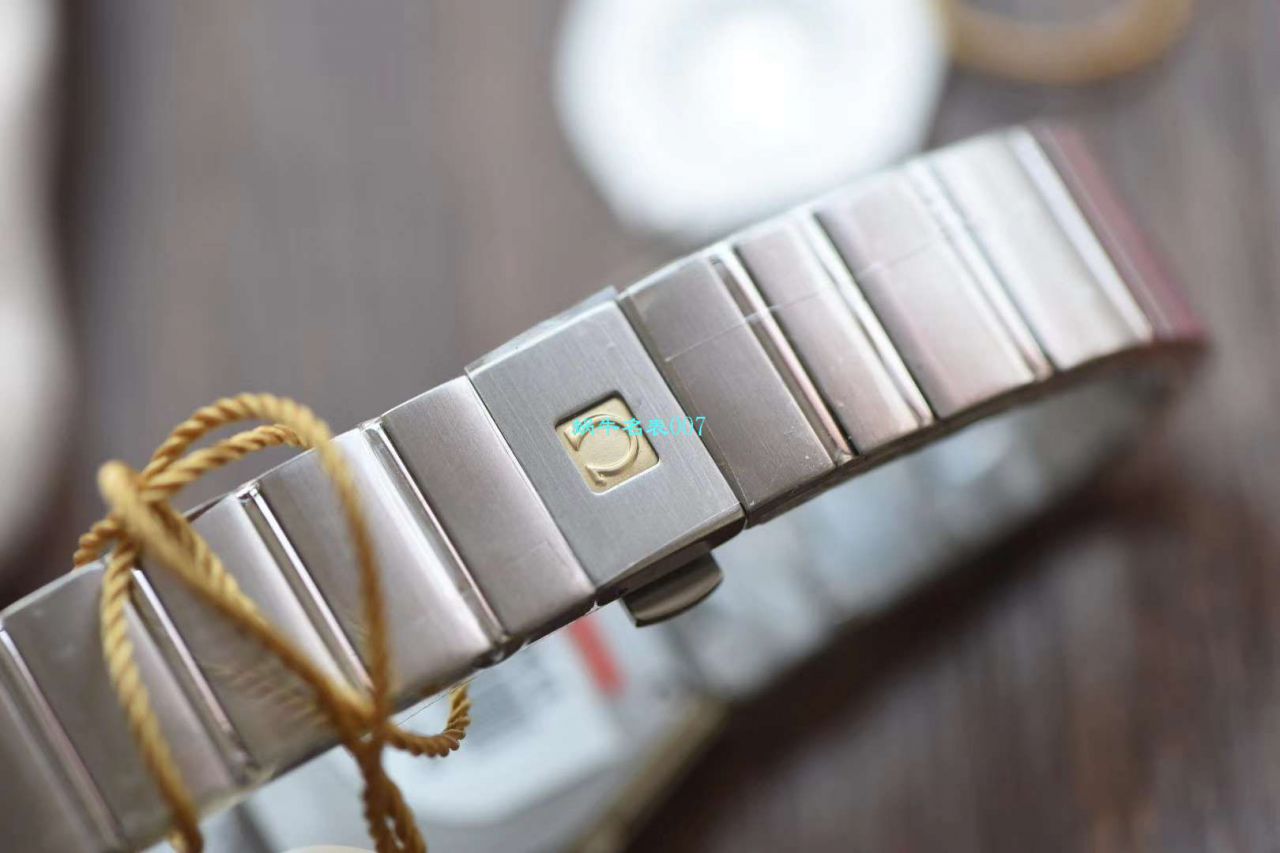 【8848厂超A高仿女表】欧米茄星座系列123.10.24.60.55.003腕表 / M662