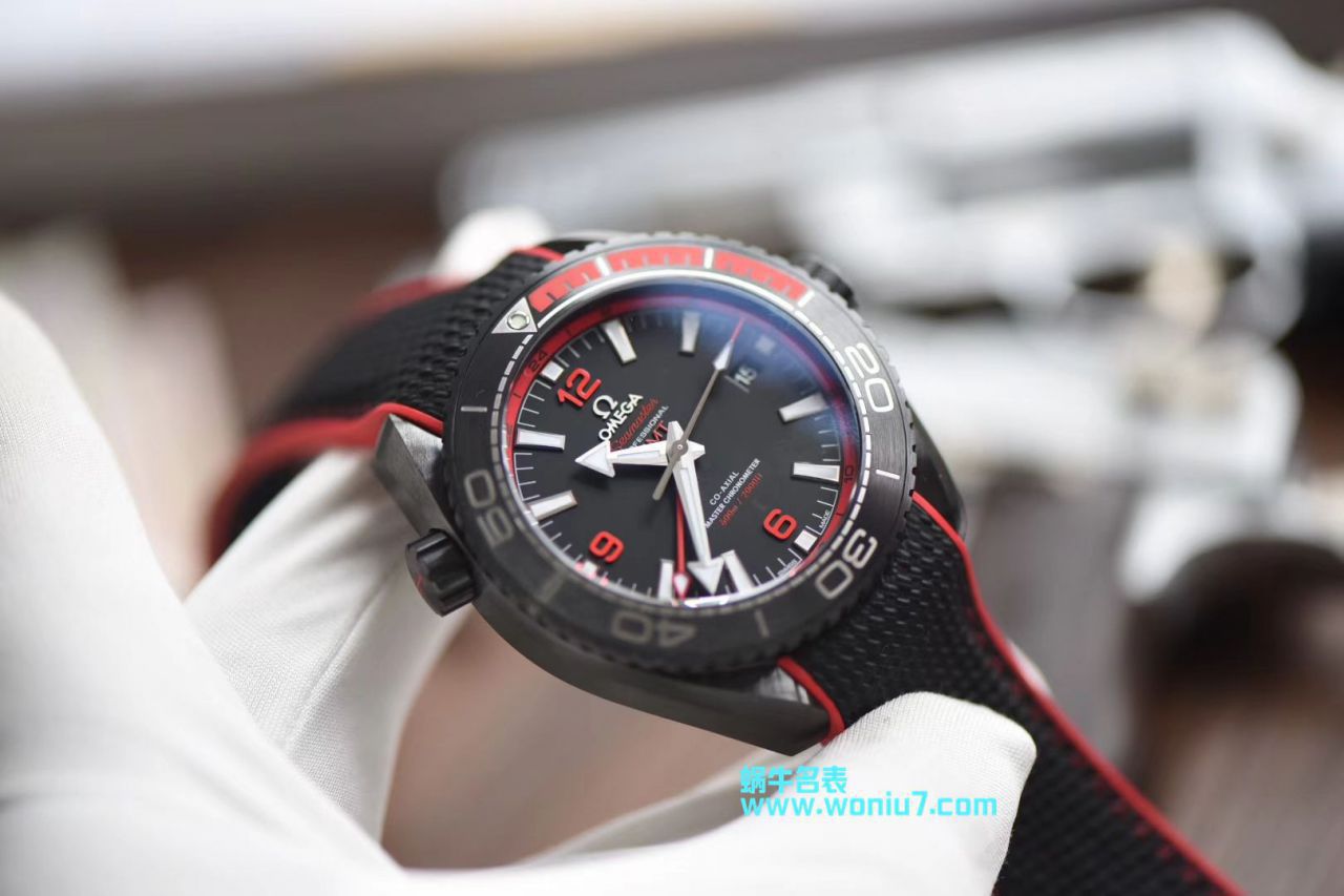 【视频评测VS厂深海之黑全陶瓷复刻高仿表】欧米茄海洋宇宙600米215.92.46.22.01.001，215.92.46.22.01.004，215.92.46.22.01.003腕表 / M666