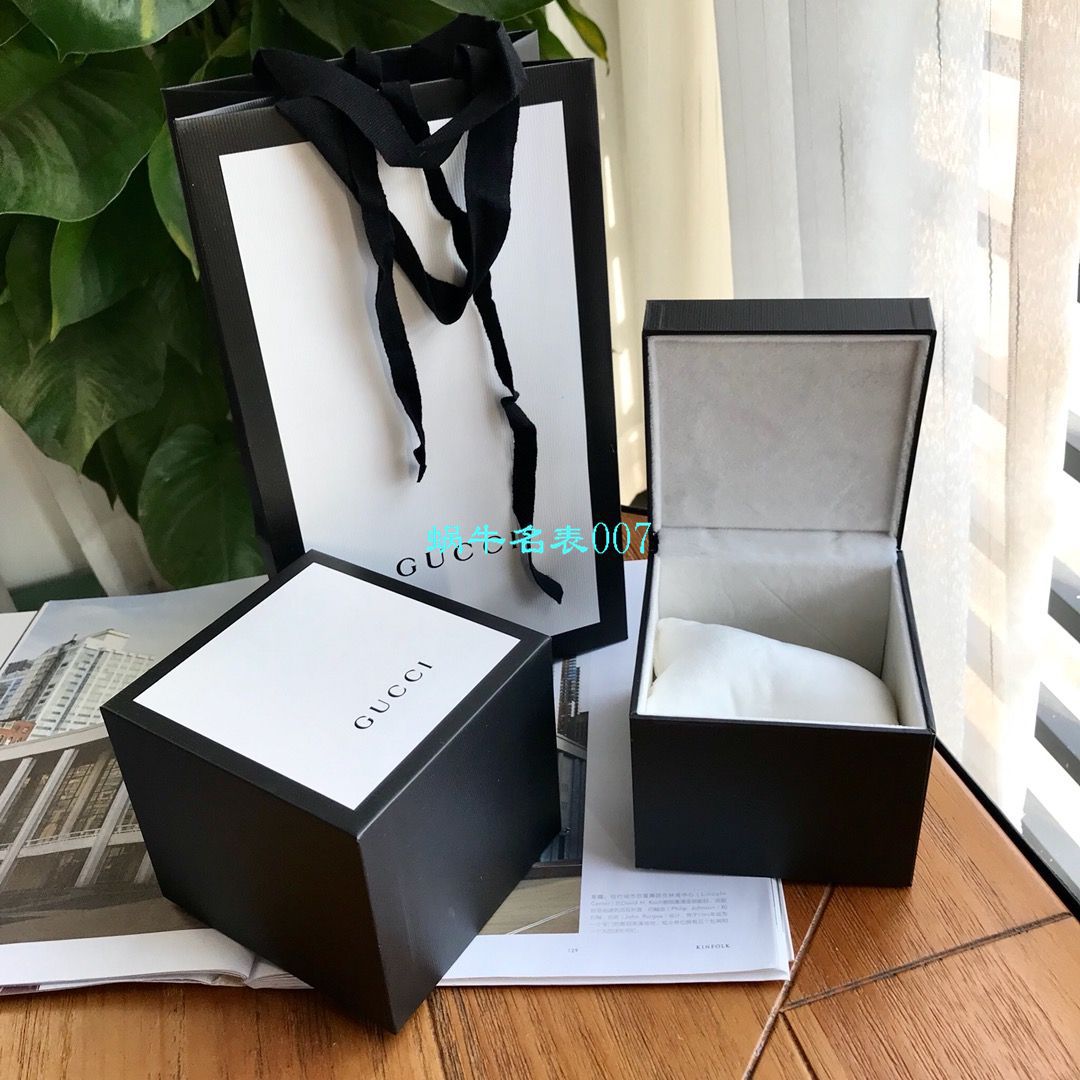 硬货来袭渠道原单，独家Gucci骚粉面水鬼新款腕表！40MM 男女均可戴 / GUCCIKK20