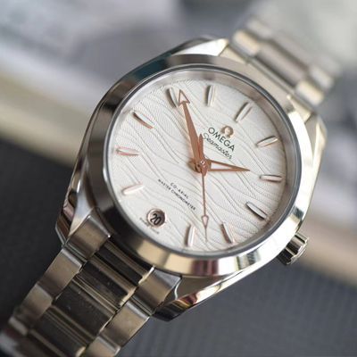 视频评测女装推荐VS厂顶级复刻高仿版本OMEGA欧米茄海马AQUA TERRA 150米新款