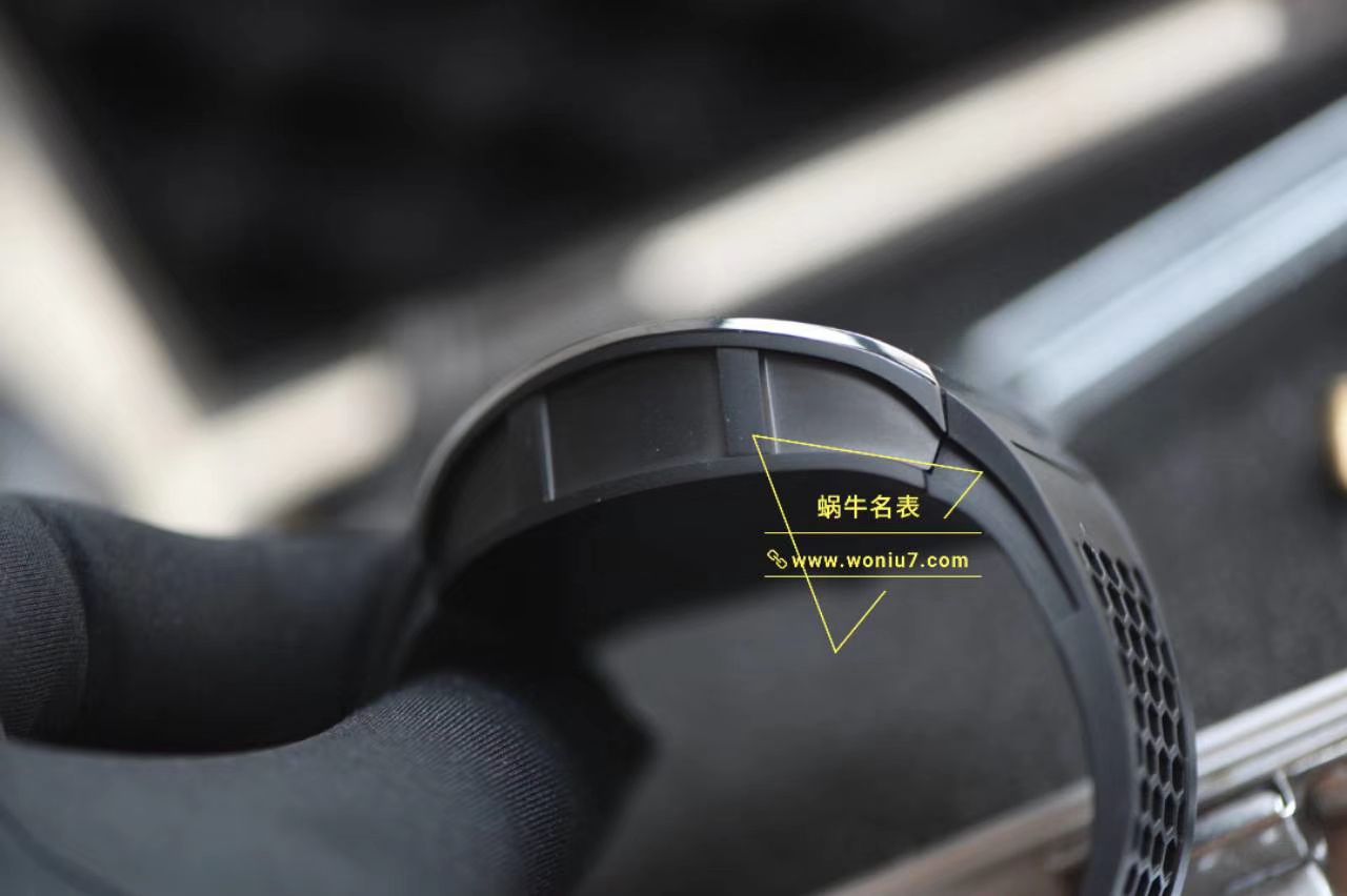 视频分析EUR厂陀飞轮RICHARD MILLE理查德米勒RM 027 顶级复刻高仿TOURBILLON RAFAEL NADAL腕表 / RM027EUR02