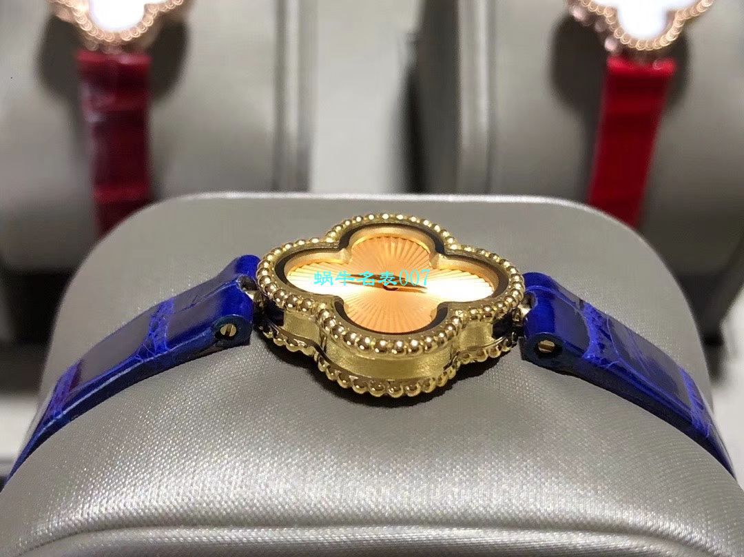 V&A厂2020年最新款高仿女表梵克雅宝ALHAMBRA系列VCARO8WT00,VCARO8SF00腕表 / VCA09