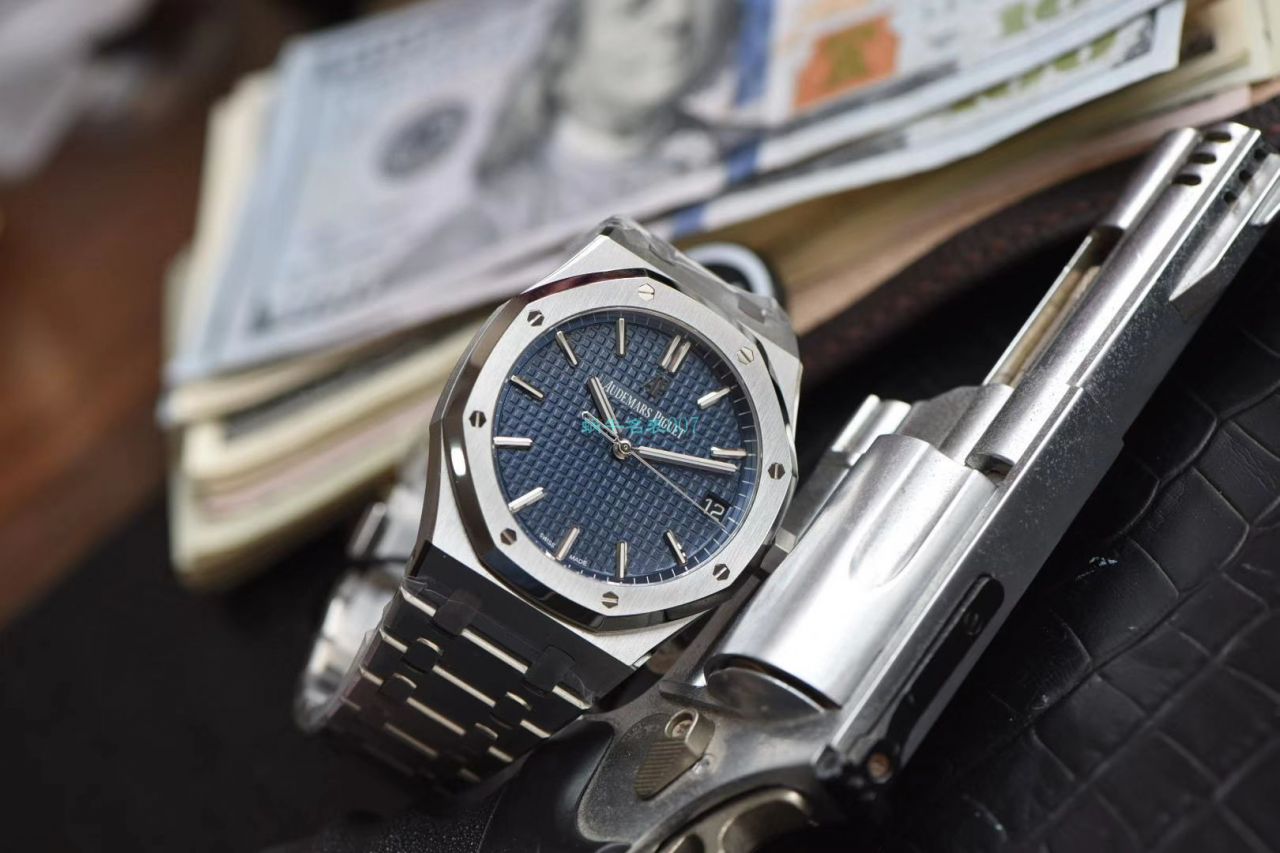 ZF厂超A高仿AP爱彼皇家橡树系列高仿15500ST.OO.1220ST.02腕表 / AP187