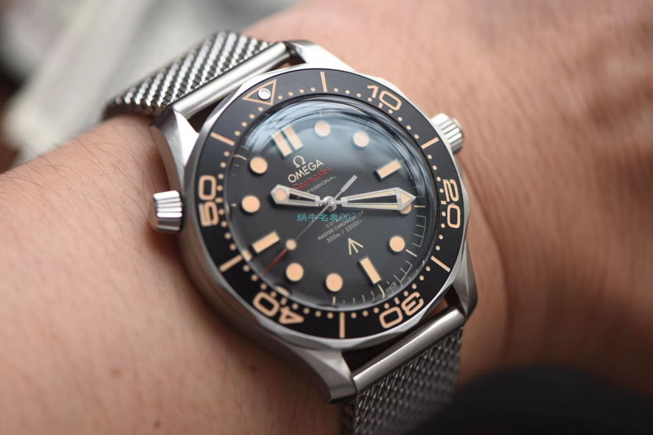【视频评测VS厂欧米茄詹姆斯邦德007无暇赴死】复刻高仿海马300米210.92.42.20.01.001腕表 / VS680