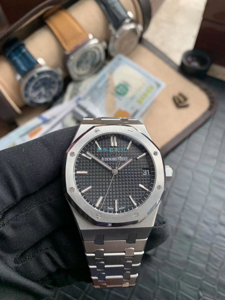 【视频评测】ZF厂AP爱彼皇家橡树系列高仿15500ST.OO.1220ST.03腕表 / AP188