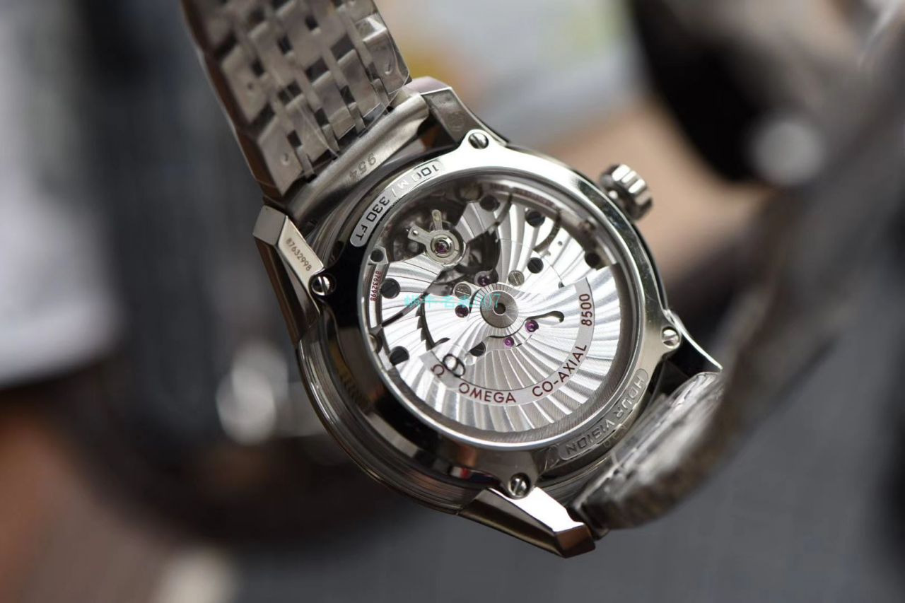 视频评测VS厂欧米茄明亮之白顶级复刻高仿HOUR VISION 431.33.41.21.02.001，431.30.41.21.02.001套装 / M689