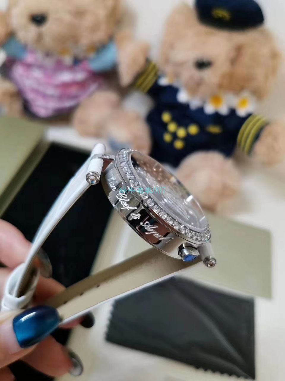 【5G厂Van Cleef & Arpels复刻高仿女表舞动天使】梵克雅宝诗意复杂功能系列VCARO4F200腕表 / VCA06