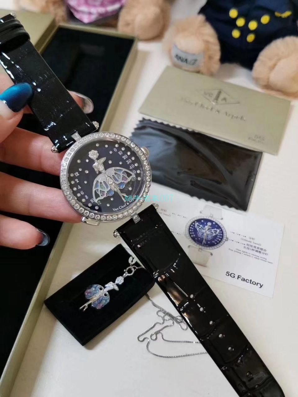 【5G厂Van Cleef & Arpels复刻高仿女表舞动天使】梵克雅宝诗意复杂功能系列VCARO4F200腕表 / VCA06