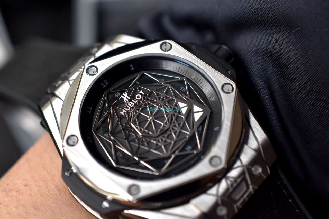 WWF厂超A高仿宇舶刺青系列415.NX.1112.VR.MXM16腕表 / YB086