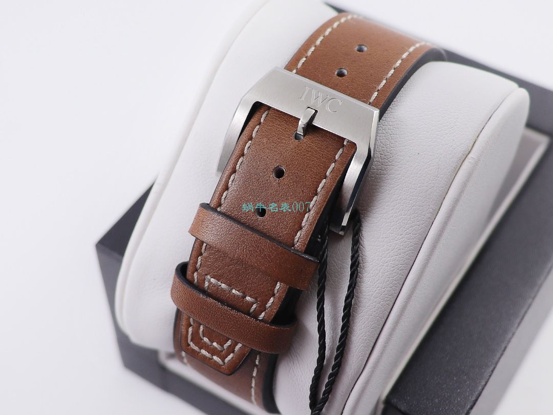 ZF厂复刻高仿手表万国飞行员IW377725，IW377726，IW377713腕表 / WG522