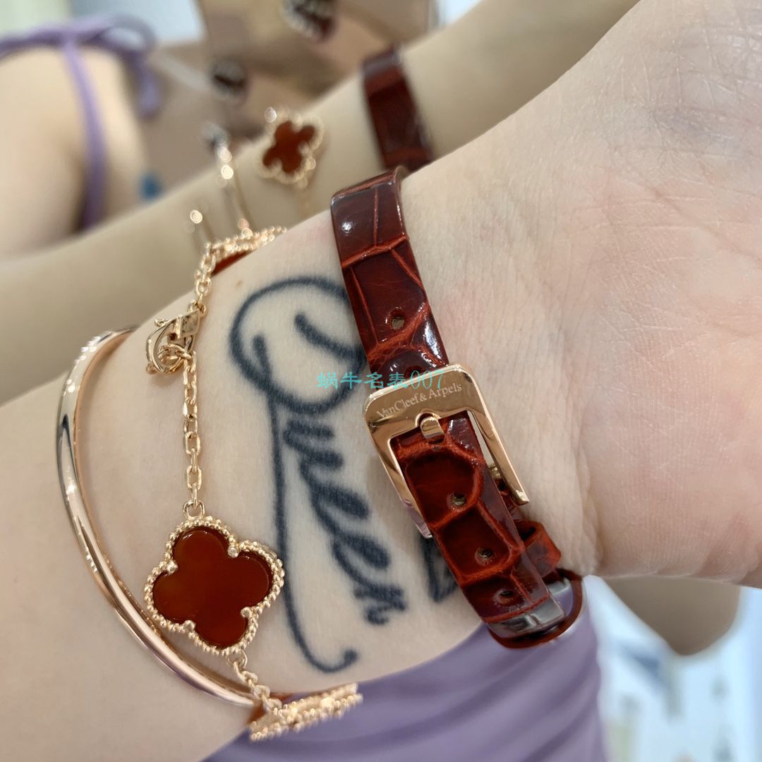 V&A厂2020年最新款高仿女表梵克雅宝ALHAMBRA系列VCARO8WT00,VCARO8SF00腕表 / VCA09