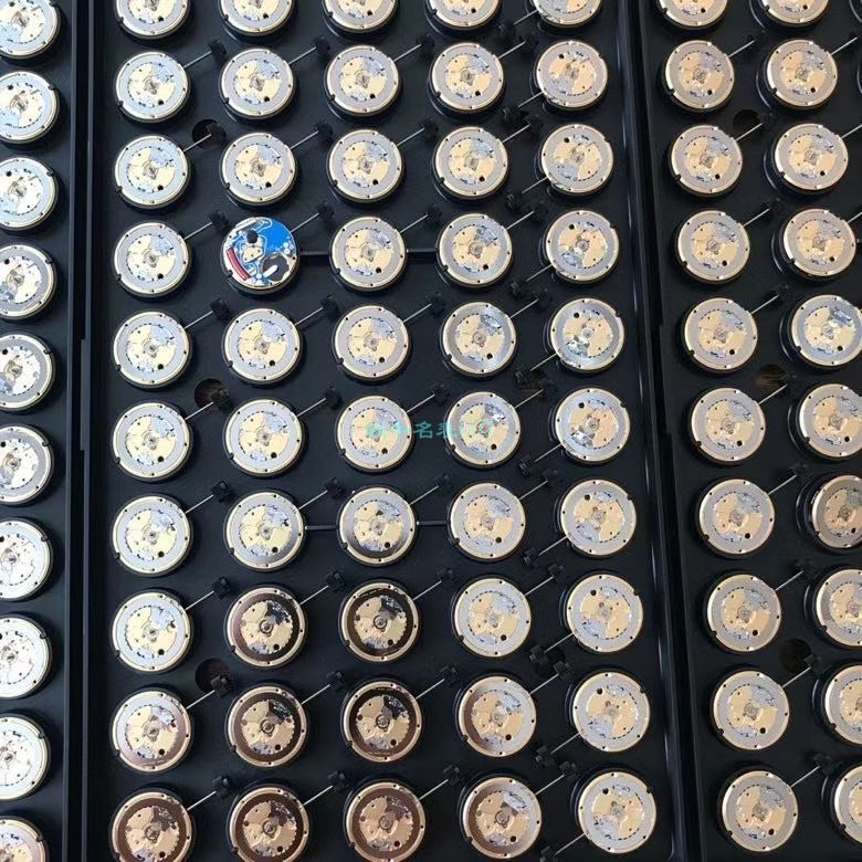 渠道真钻原单宝格丽LVCEA系列102196 LU28WSS/12女士腕表 / BG033