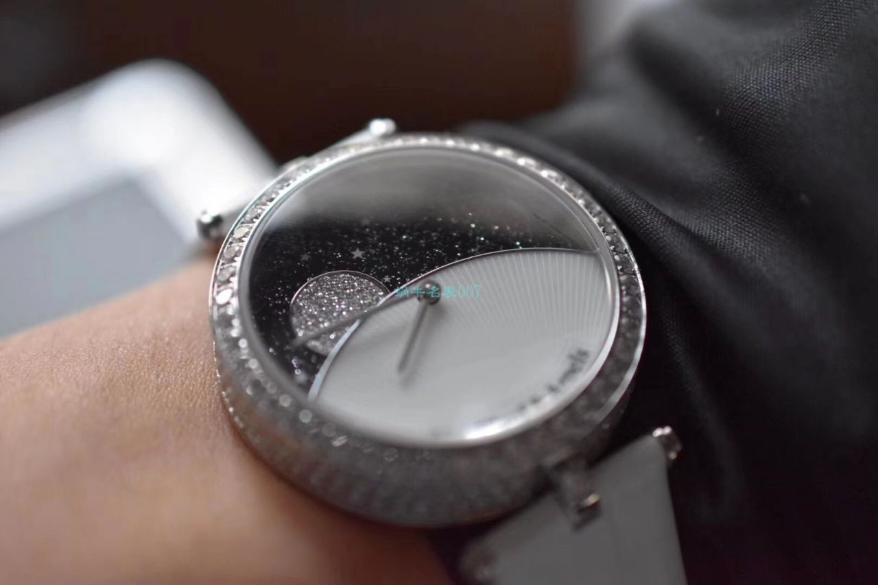 梵克雅宝顶级复刻高仿女装诗意复杂功能系列VCARN25800腕表 / VCA09