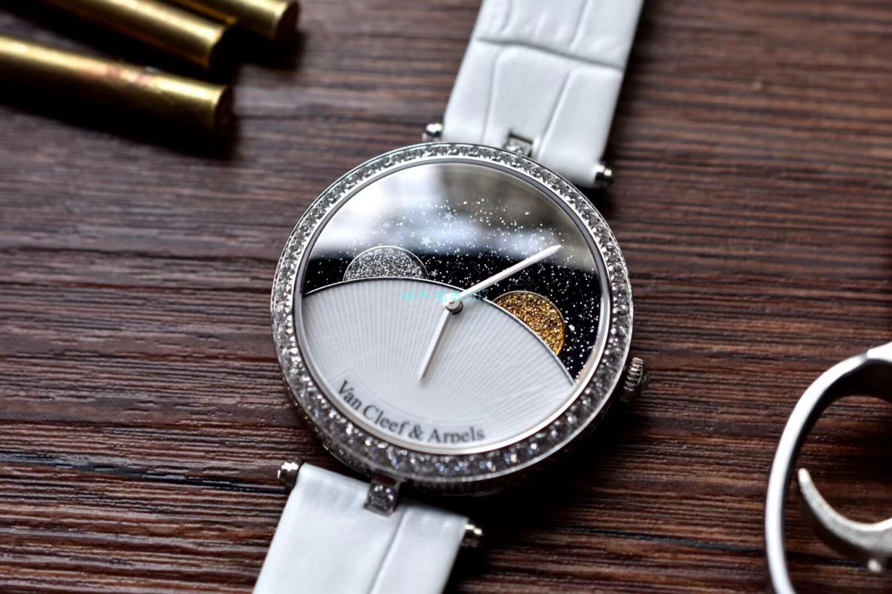 梵克雅宝顶级复刻高仿女装诗意复杂功能系列VCARN25800腕表 / VCA09