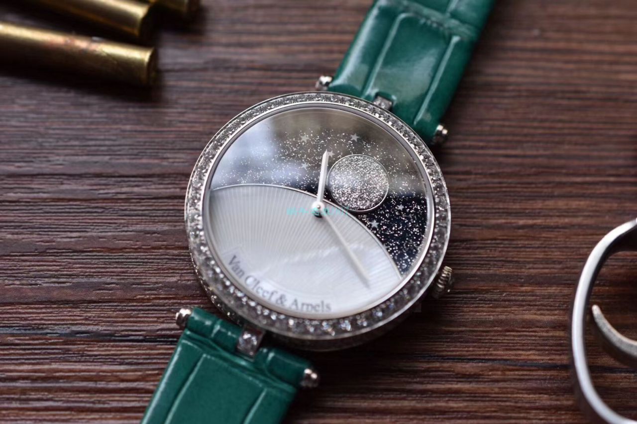 梵克雅宝顶级复刻高仿女装诗意复杂功能系列VCARN25800腕表 / VCA09