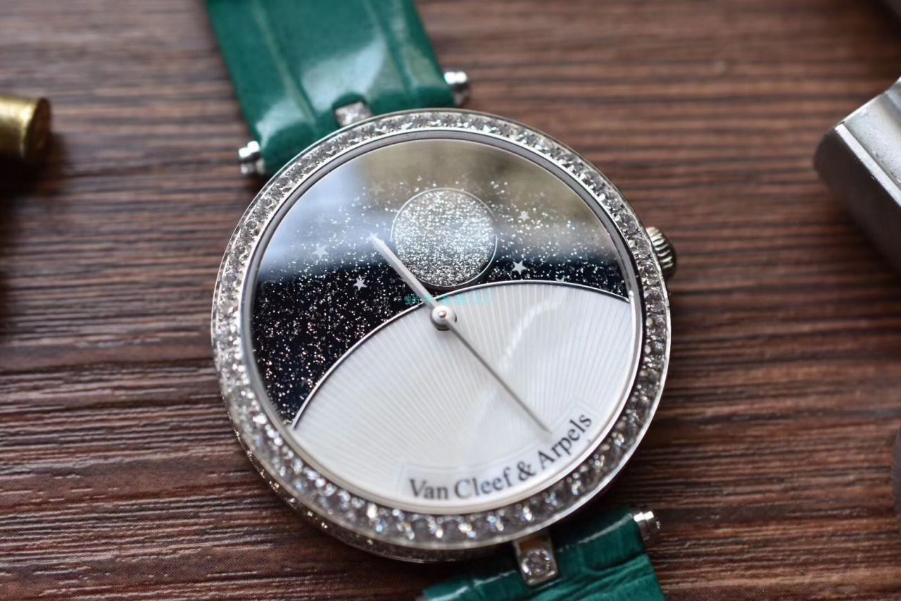 梵克雅宝顶级复刻高仿女装诗意复杂功能系列VCARN25800腕表 / VCA09