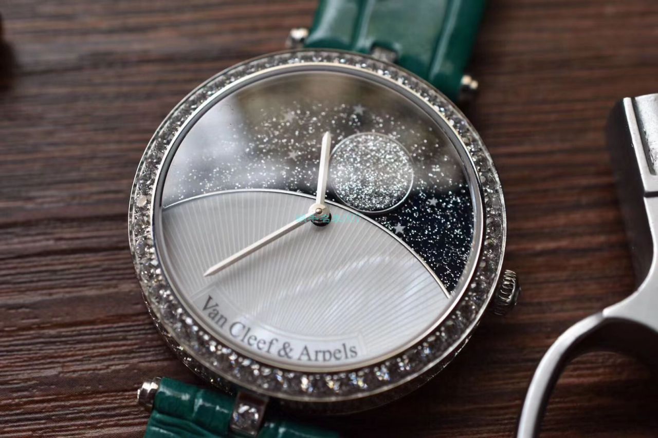 梵克雅宝顶级复刻高仿女装诗意复杂功能系列VCARN25800腕表 / VCA09