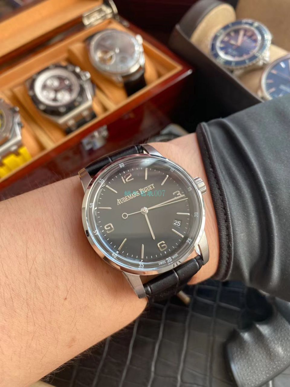 TNK厂爱彼高仿手表CODE 11.59系列15210BC.OO.A002CR.01腕表 / AP200