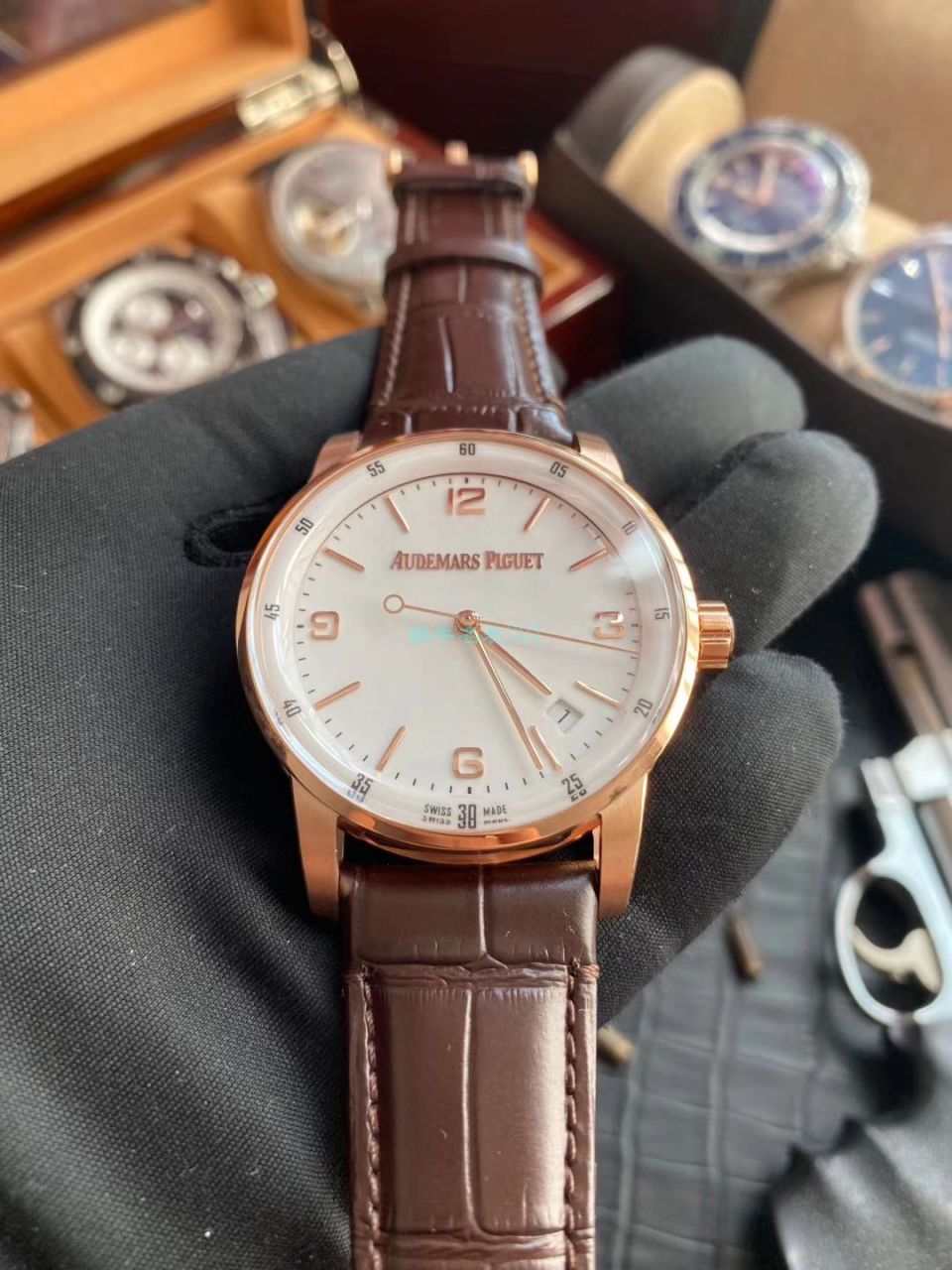 TNK厂爱彼精仿手表CODE 11.59系列高仿15210OR.OO.A099CR.01腕表 / AP201