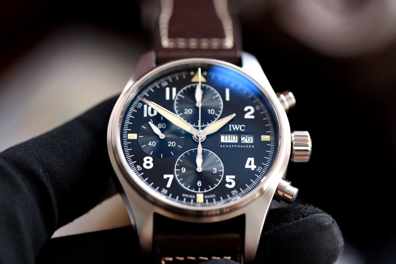 ZF厂复刻高仿手表万国飞行员系列IW387903腕表 / WG536