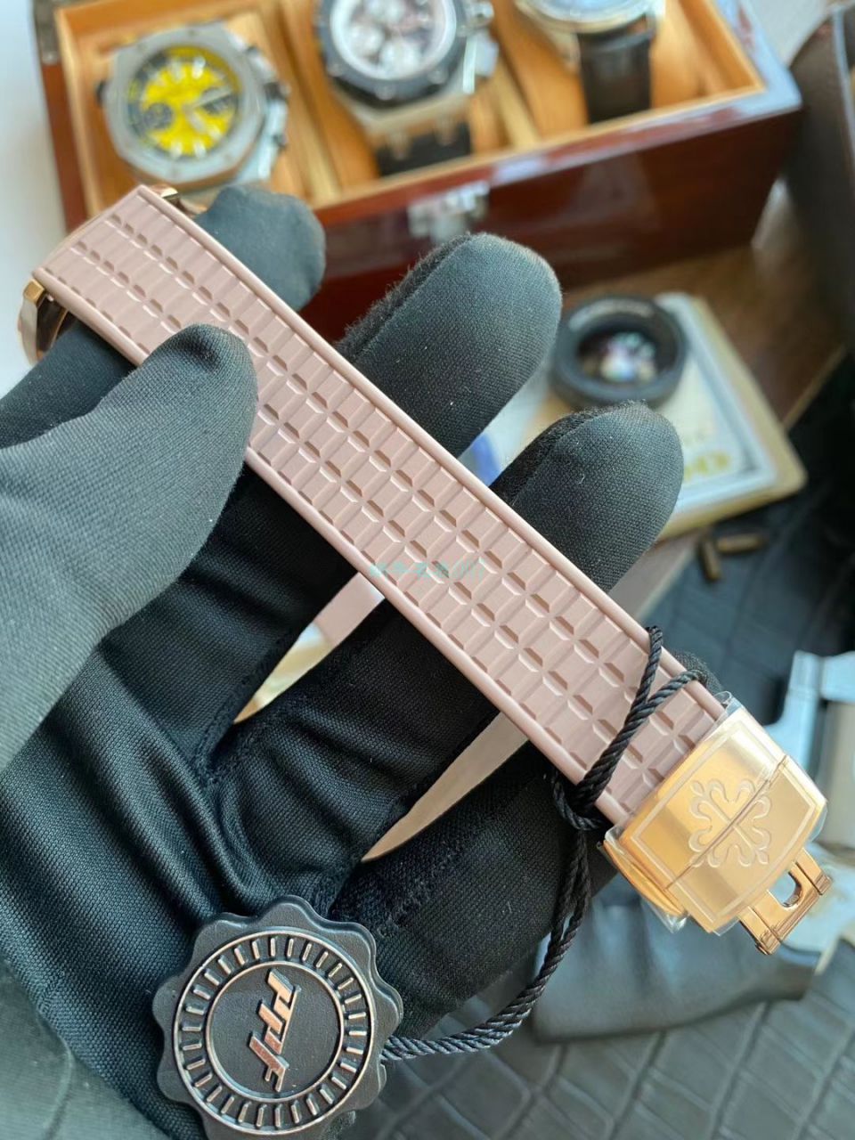 PPF厂最美豆沙面高仿手表百达翡丽AQUANAUT女表5072R-001腕表 / BD301