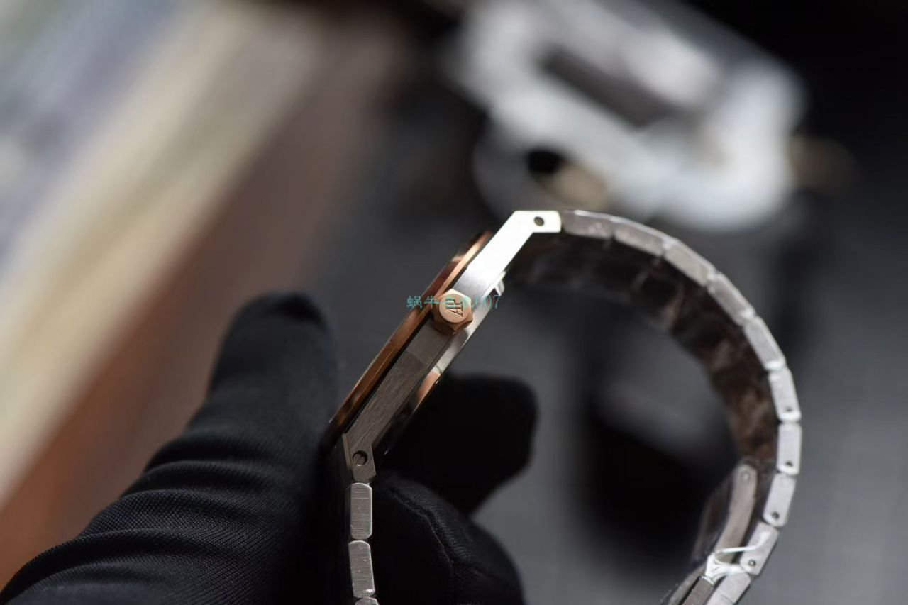 【JF一比一超A高仿手表】爱彼皇家橡树系列67651SR.ZZ.1261SR.01女士石英腕表 / AP118