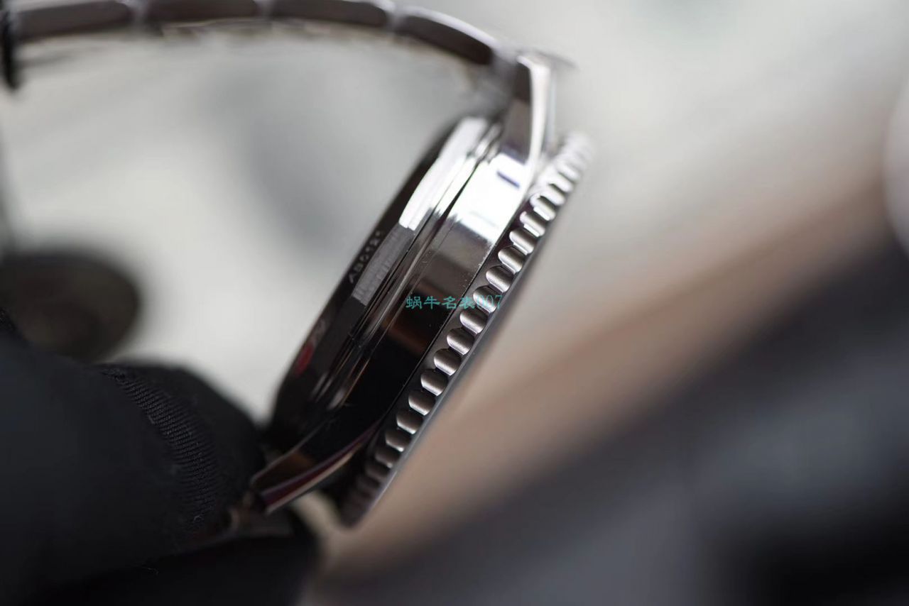 百年灵高仿手表多少钱【视频评测】顶级高仿百年灵航空计时手表 / BL189