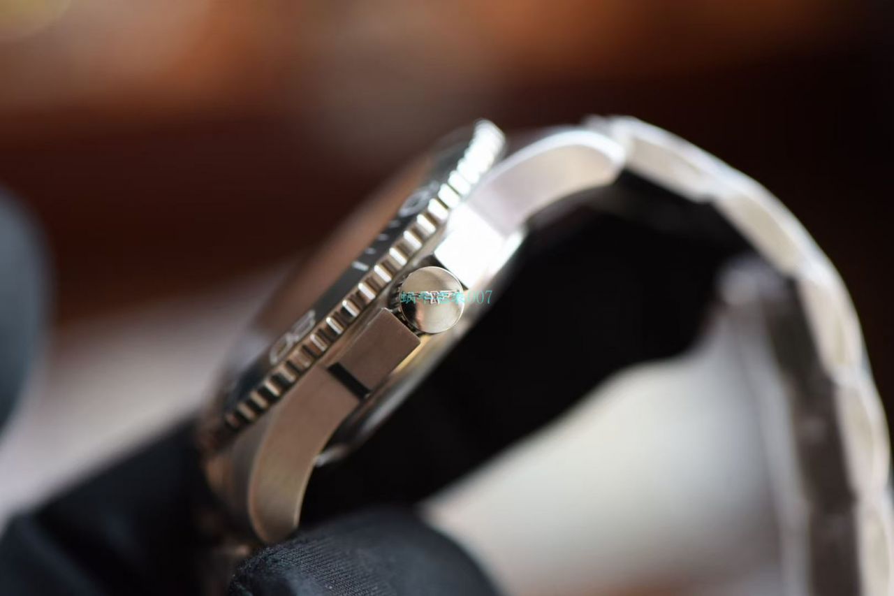 TW厂高仿手表浪琴康卡斯绿水鬼L3.781.4.06.6 / L170