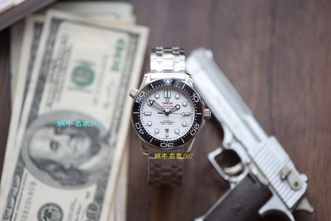 【评测视频】vs厂欧米茄海马300米顶级复刻高仿210.30.42.20.04.001手表 / R718