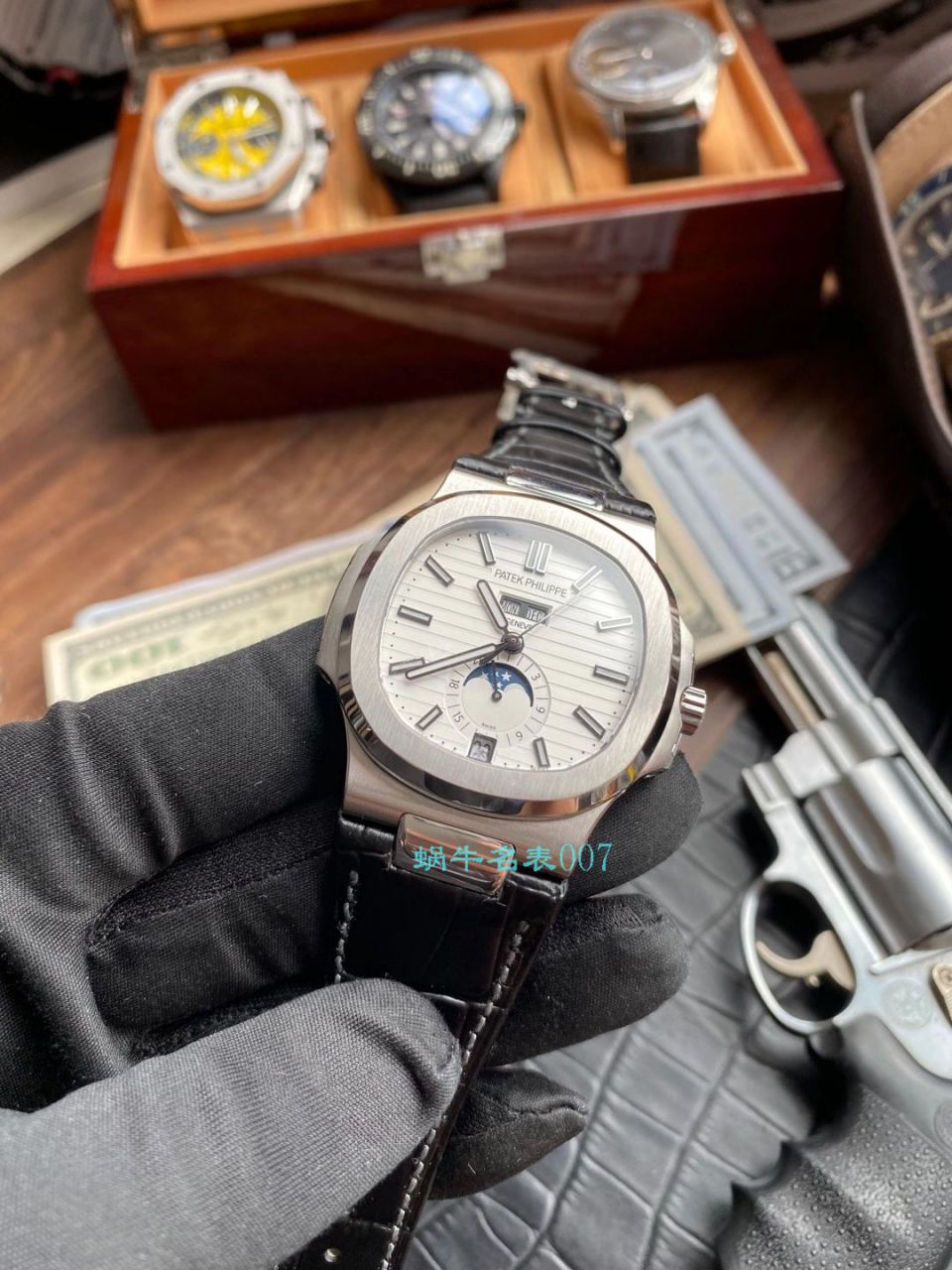 GR厂最新百达翡丽Nautilus鹦鹉螺年历碗表顶级复刻高仿5726系列V2版本（升级真月相） / BD330jpg