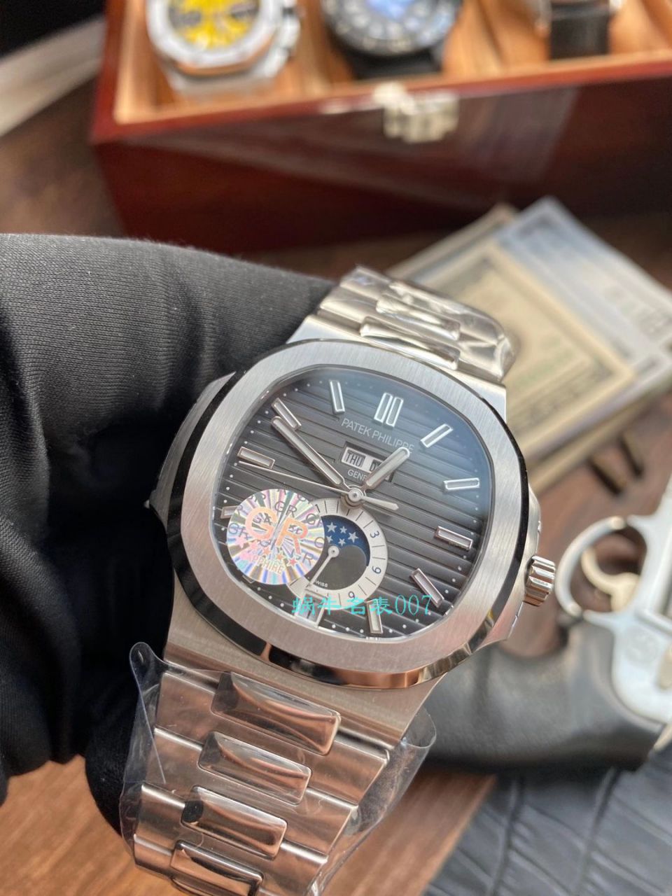 GR厂最新百达翡丽Nautilus鹦鹉螺年历碗表顶级复刻高仿5726系列V2版本（升级真月相） / BD330jpg