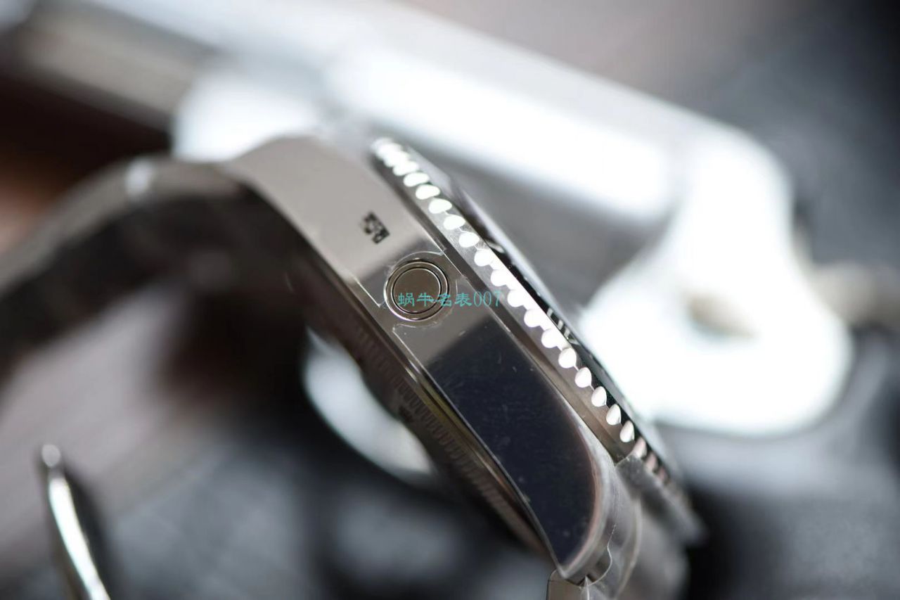 【真钻定制】劳力士渐变蓝鬼王手表m126660-0002订制8颗VS八心八箭真钻刻度顶级复刻高仿 / R658