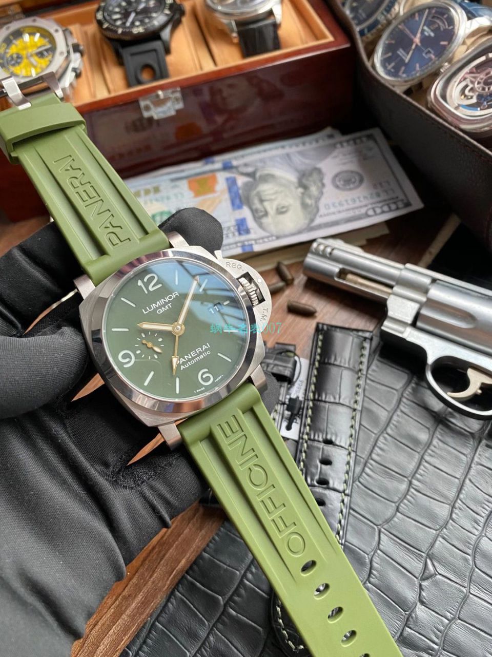 VS厂沛纳海PAM01056，PAM1056绿盘GMT复刻高仿手表 / PAM1056