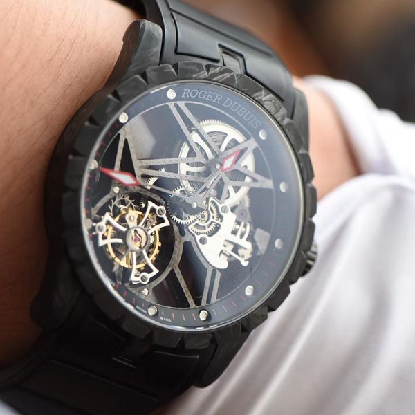 BBR厂罗杰杜彼Roger Dubuis王者系列碳纤维陀飞轮顶级复刻高仿手表DBEX0577腕表