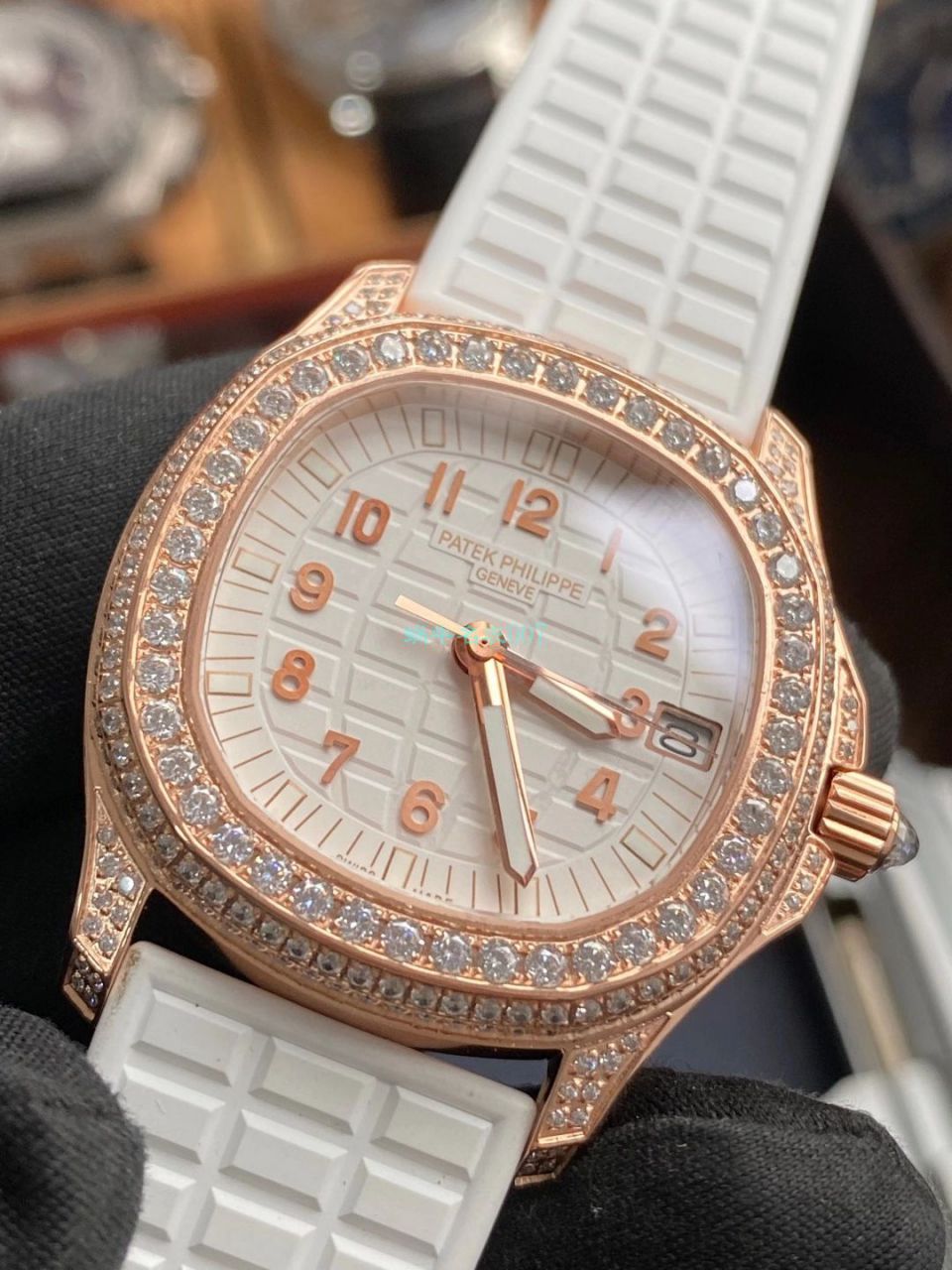 PPF厂百达翡丽AQUANAUT顶级高仿手表5069R-001女款 / BD337