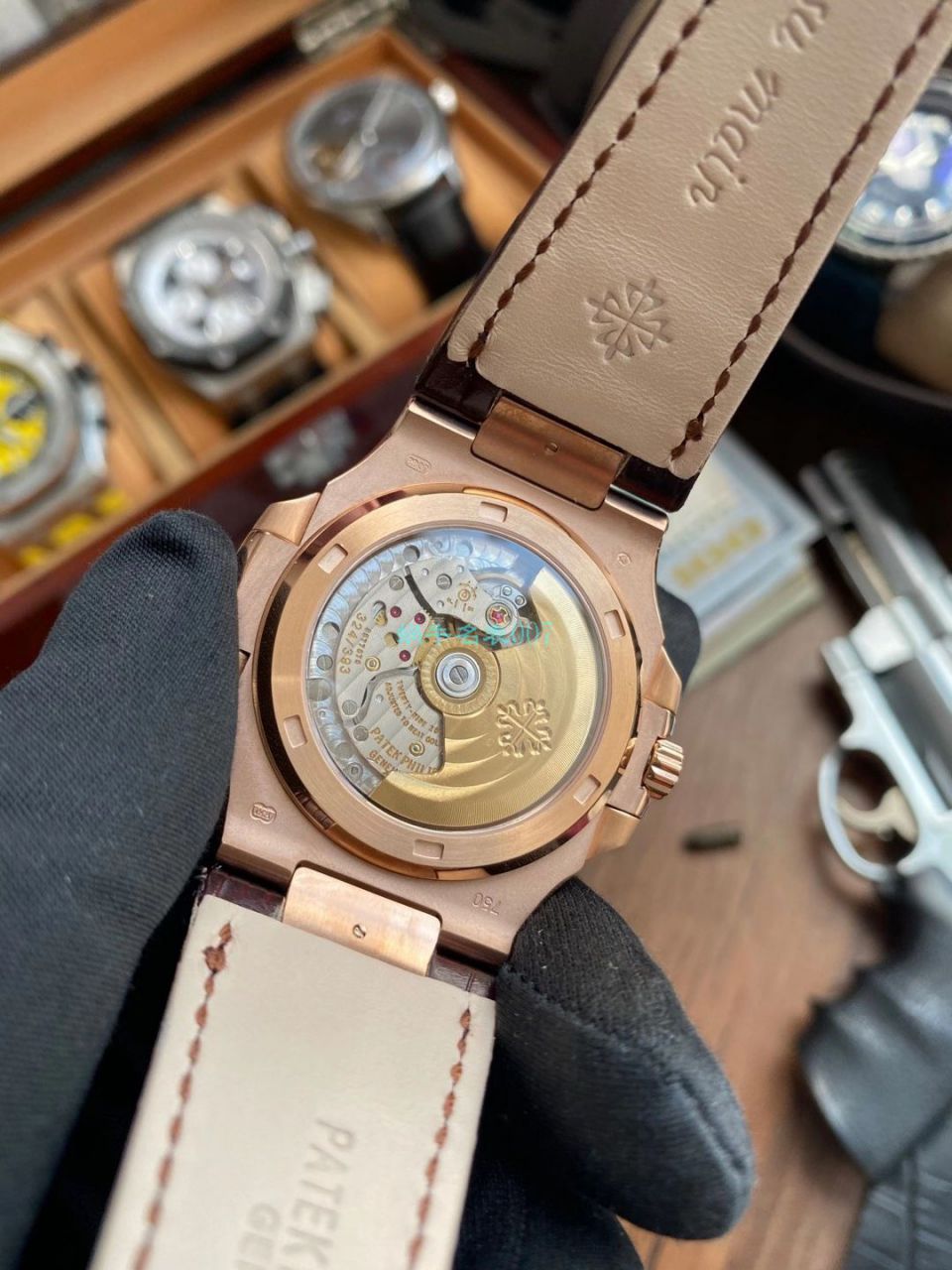 GR厂V2版本百达翡丽鹦鹉螺运动优雅超A高精仿手表5711/1R-001腕表 / BD351