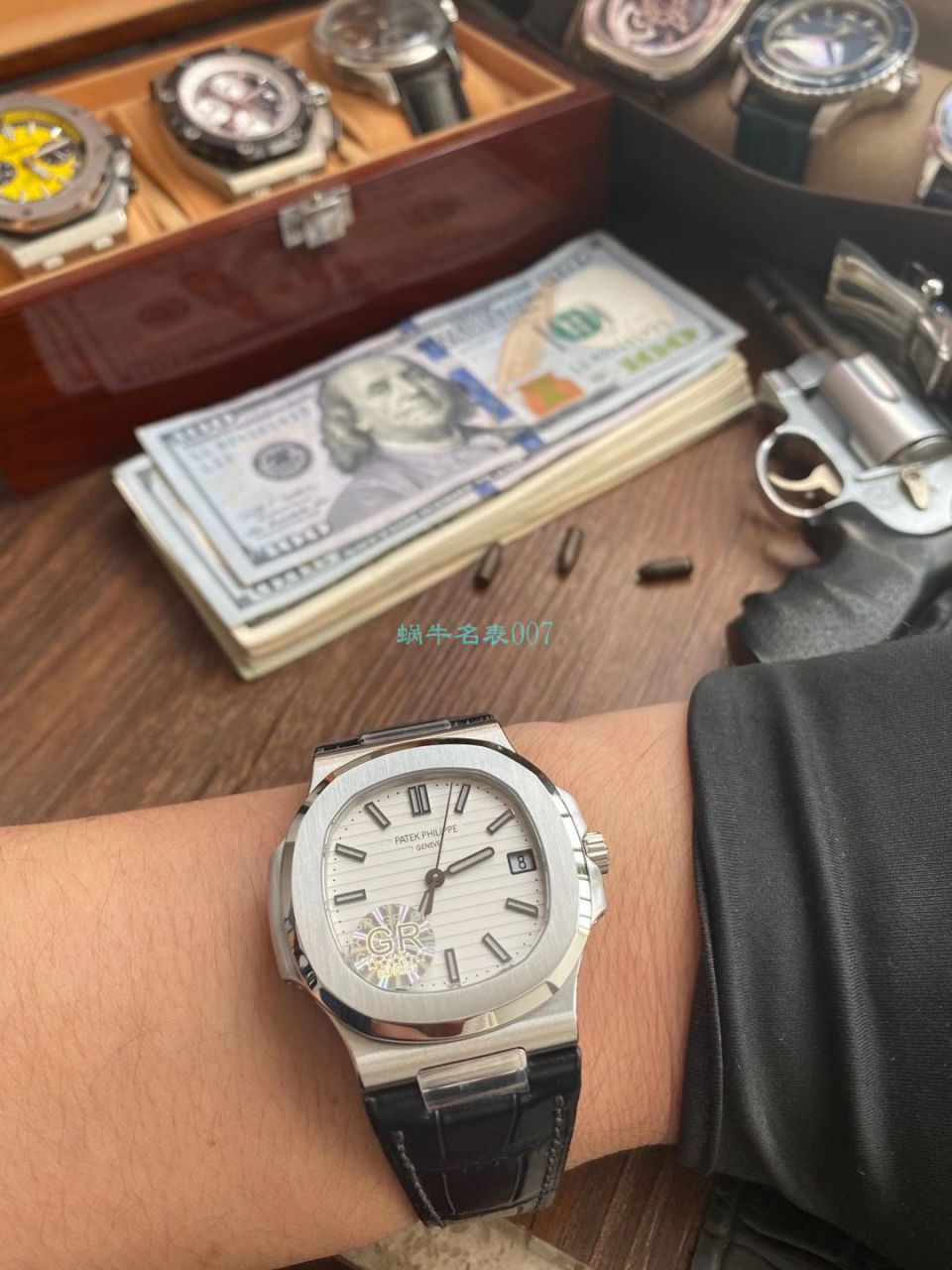 GR厂V2版本百达翡丽鹦鹉螺运动优雅超A高精仿手表5711/1R-001腕表 / BD351